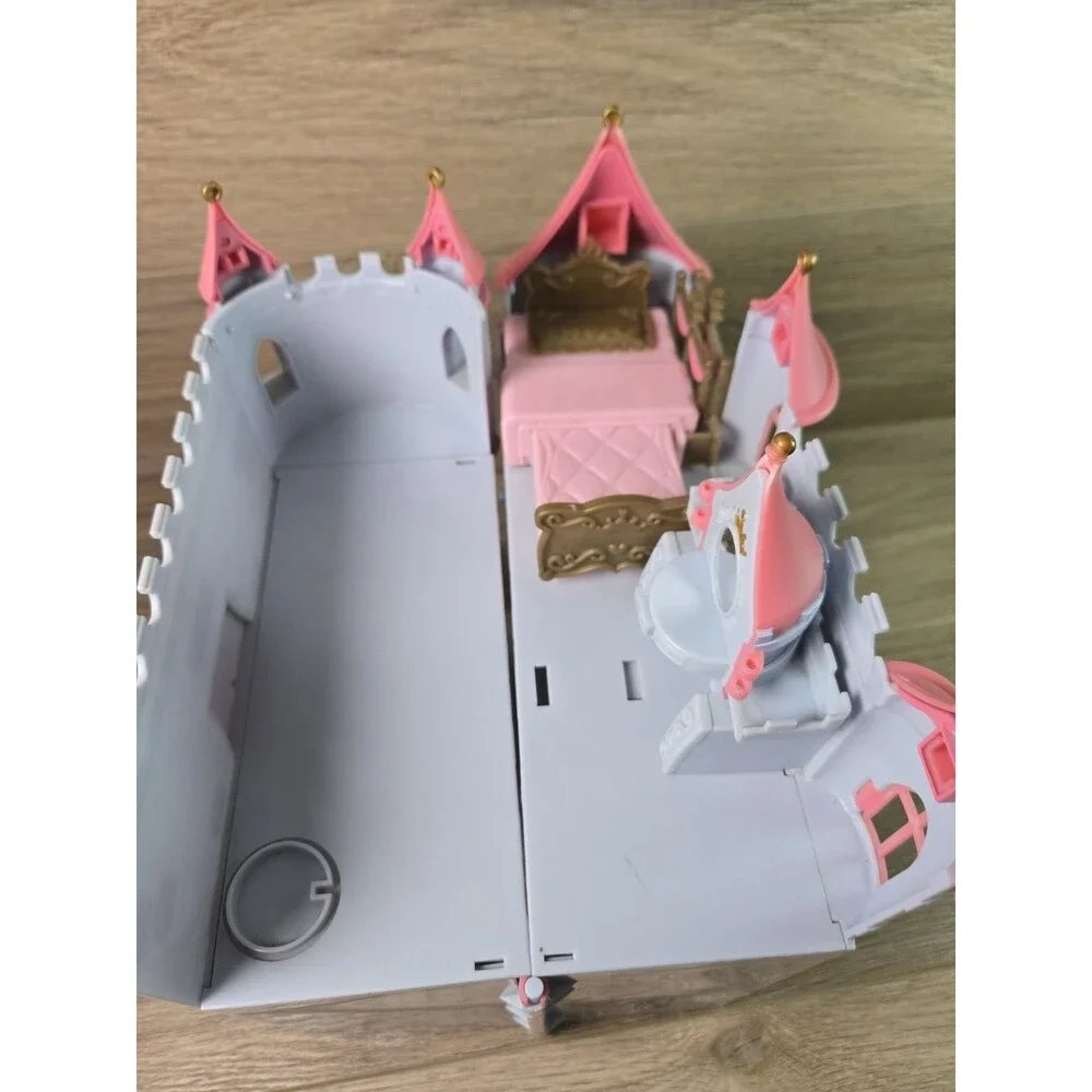Barbie Mini Kingdom Magical Expandable Castle *Rare* AS IS**
